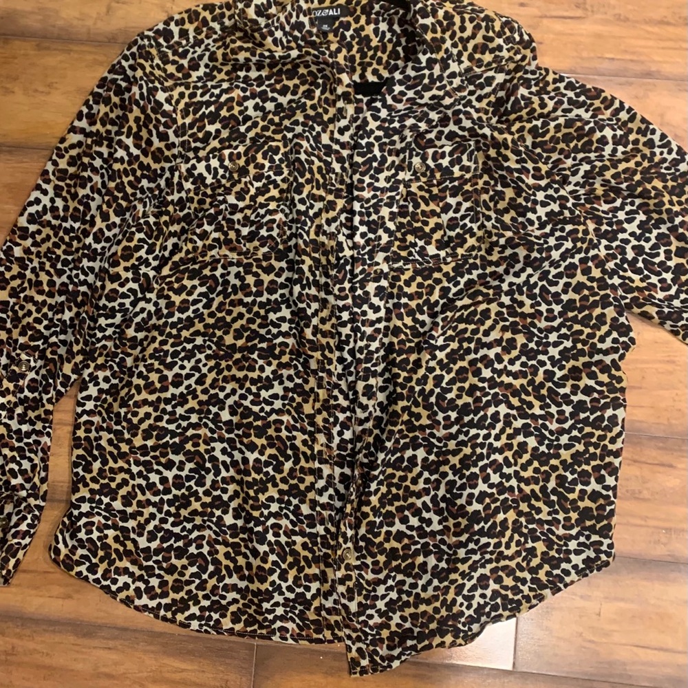 Cheetah button up